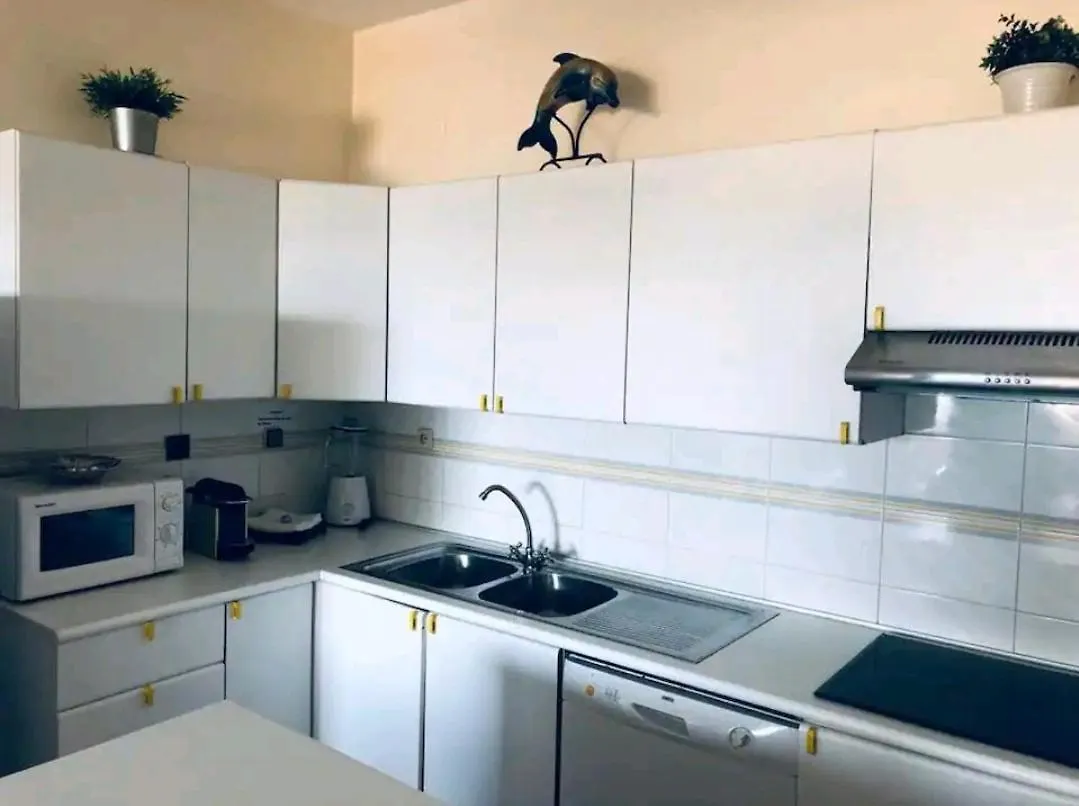 Sea View Apartment With Pool Поршеш